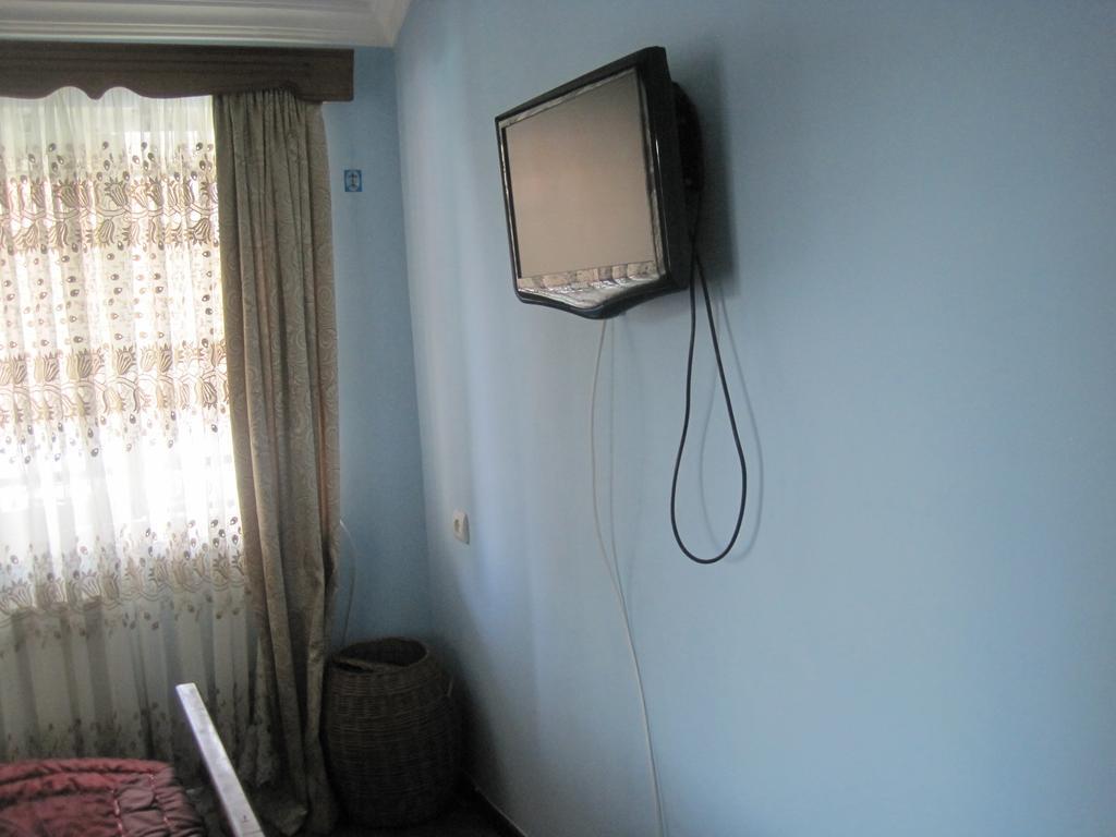 Metaxa Guesthouse Batumi Room photo