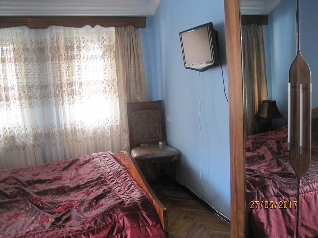 Metaxa Guesthouse Batumi Exterior photo